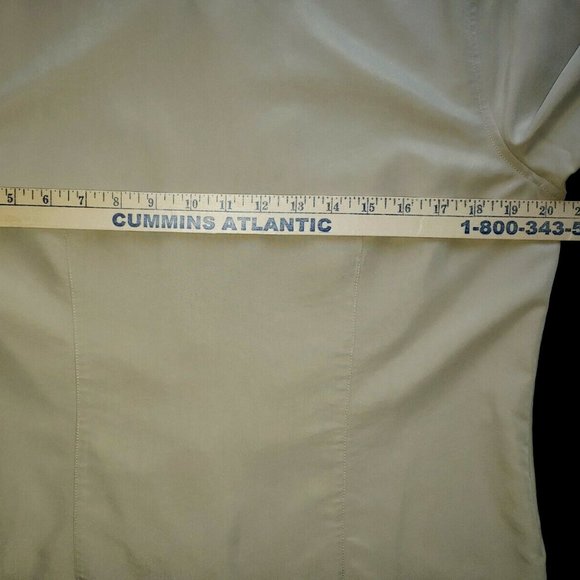 Liz Claiborne Button Down Shirt Blouse Khaki Rayon Poly Stain Resistant Medium - Picture 6 of 8